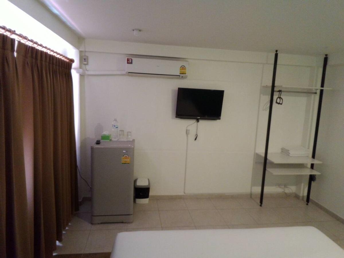 Blue Moon Hotel Hua Hin Exterior photo